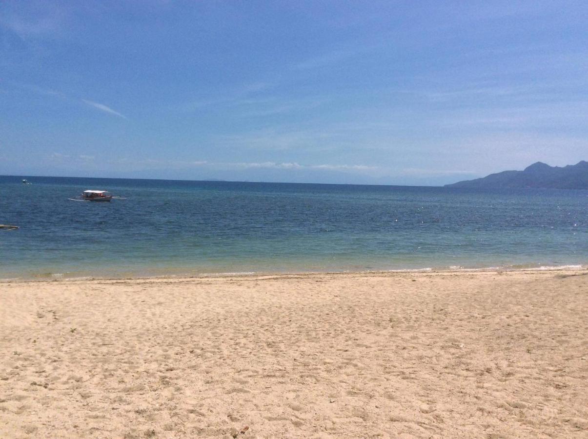 Beach House D Laiya Batangas 산 후안 외부 사진